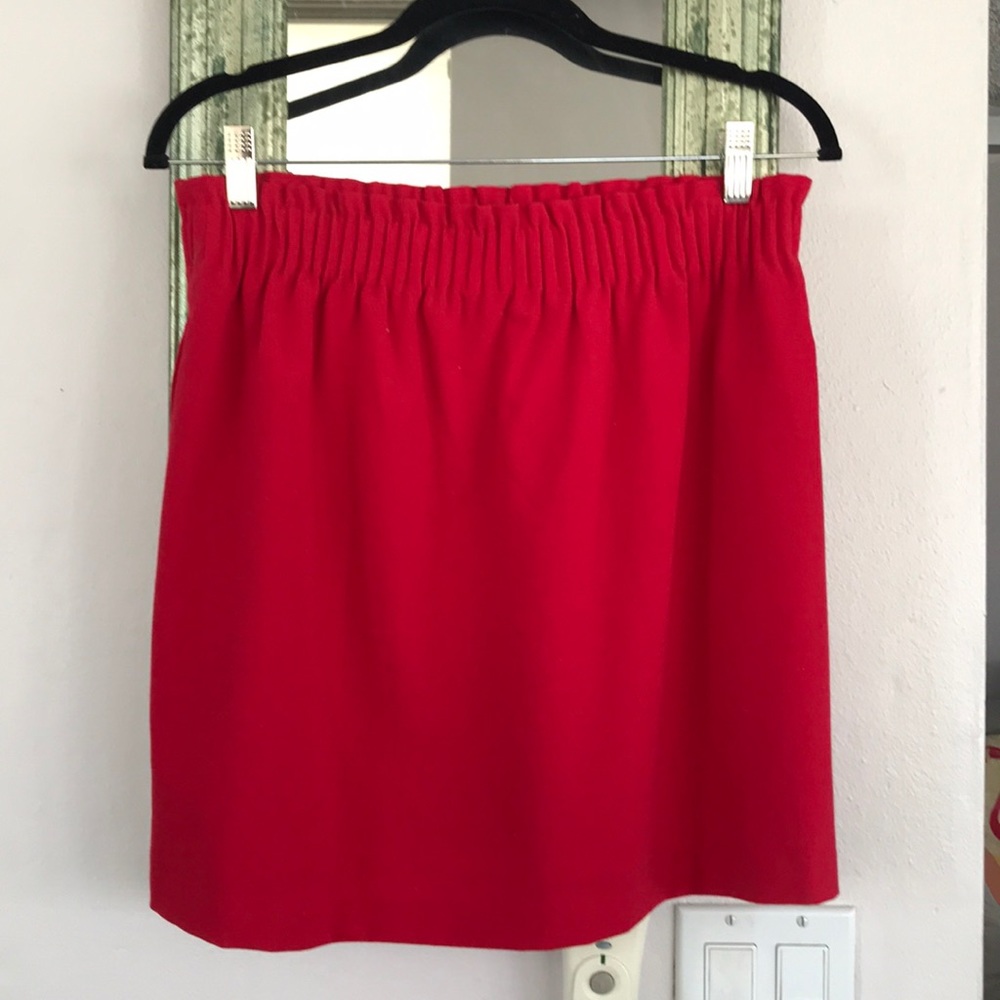 Red skirt